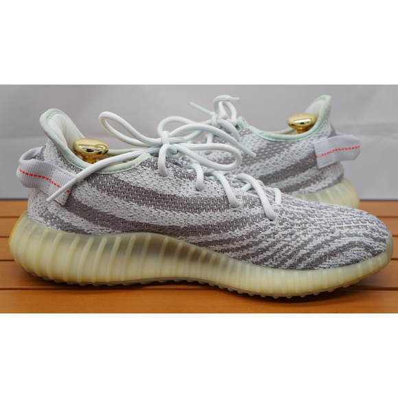 Adidas Yeezy Boost 350 V2 Size 9 Blue Tint/Gray/High Risk Red 2017 main image 16